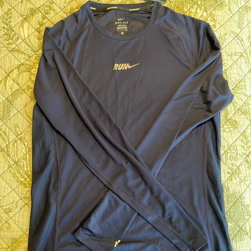 NWT Dri Fit Nike Shirt